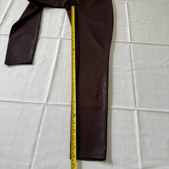 ASSETS by SPANX Women's All Over Faux Leather Wine Leggings Size M Faux Leather - Picture 6 of 8